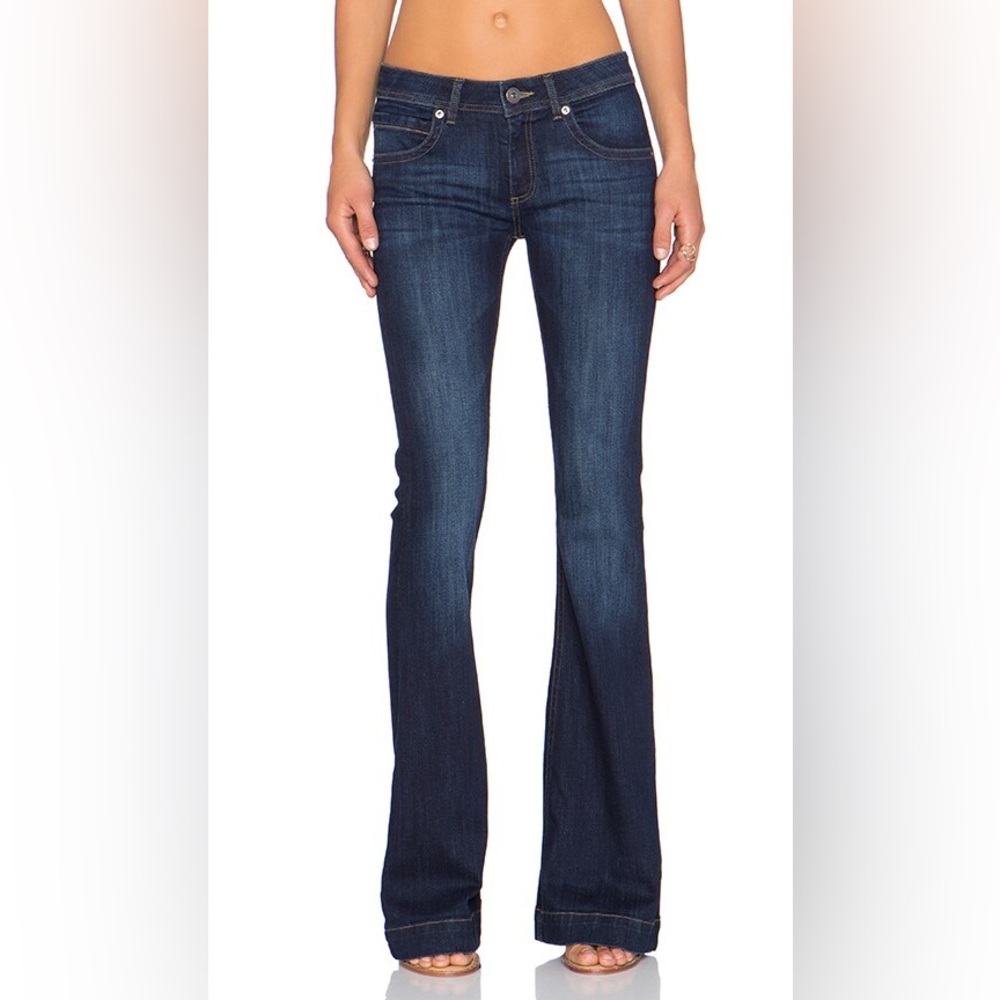 DL1961 Joy Flare in Pulse (dark denim). - Picture 2 of 6